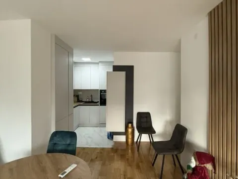 Rent, one bedroom apartment, 57m², Crveni Pevac, Niš - image 4