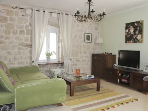 Sale, house, 100m², Prčanj, Kotor - image 8