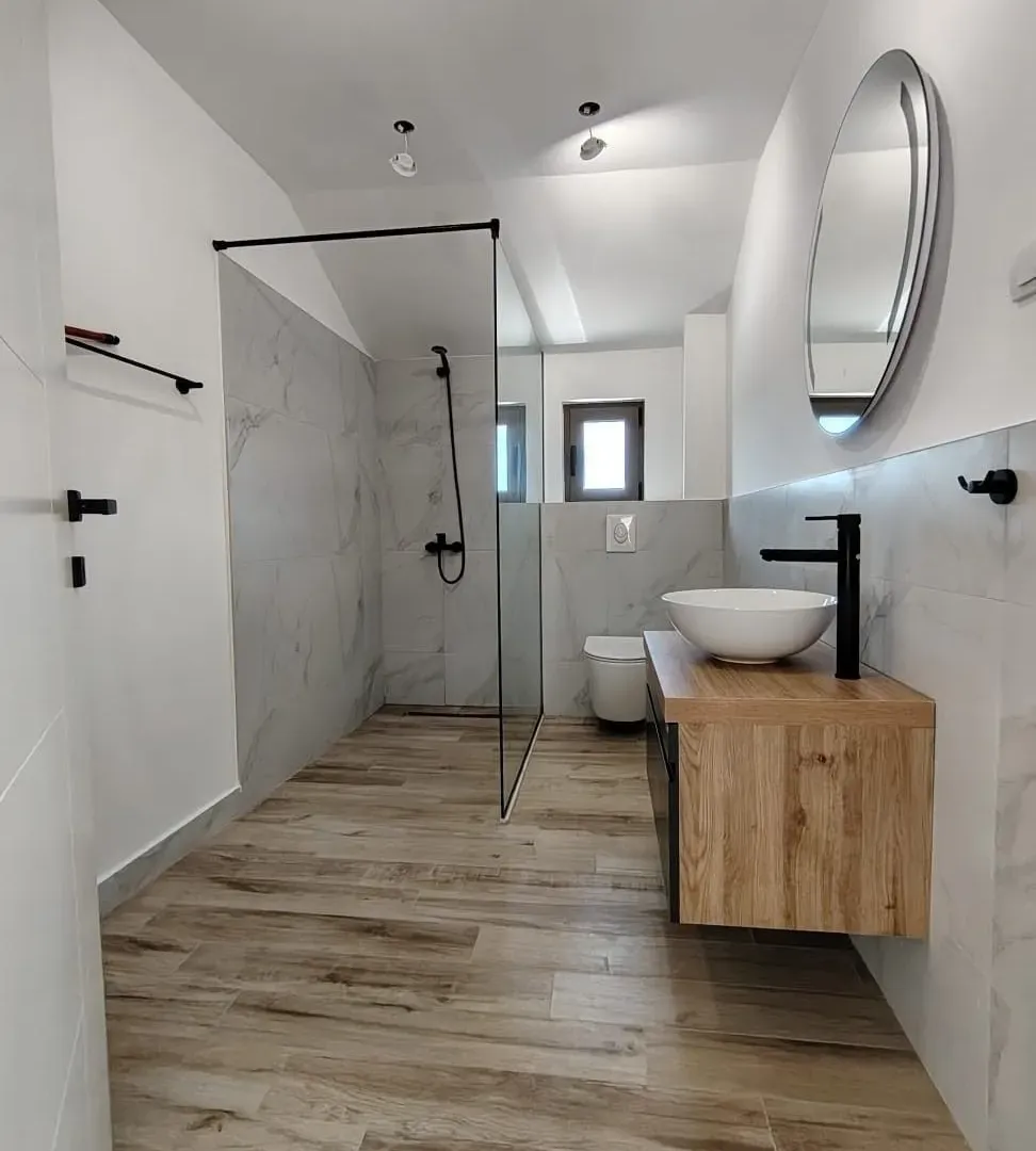 Prodaja, dvosoban stan, 85m², Tivat, Crna Gora