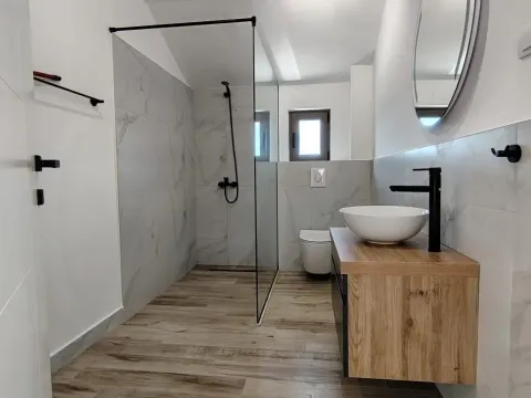Prodaja, dvosoban stan, 85m², Tivat, Crna Gora - image 15