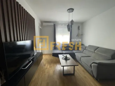 Izdavanje, jednosoban stan, 49m², Stari Aerodrom, Podgorica - image 2