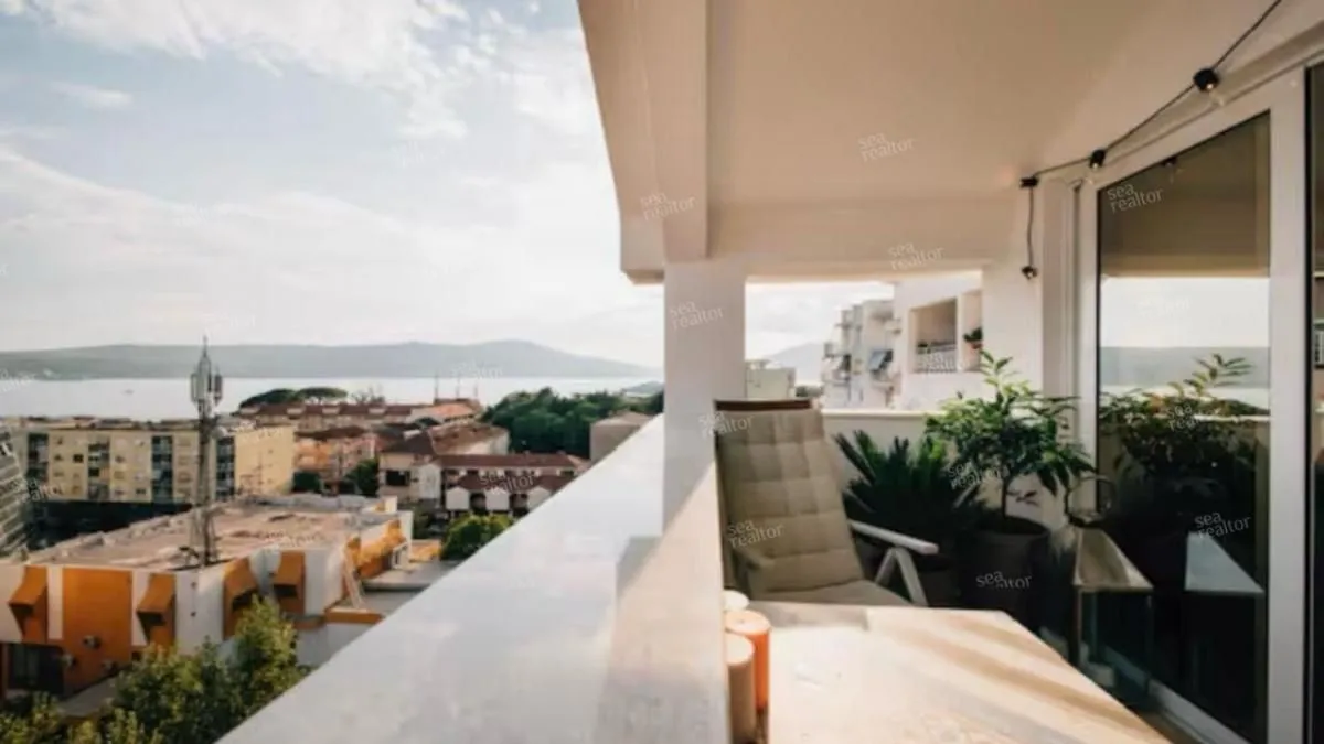 Prodaja, dvosoban stan, 85m², Centar, Tivat