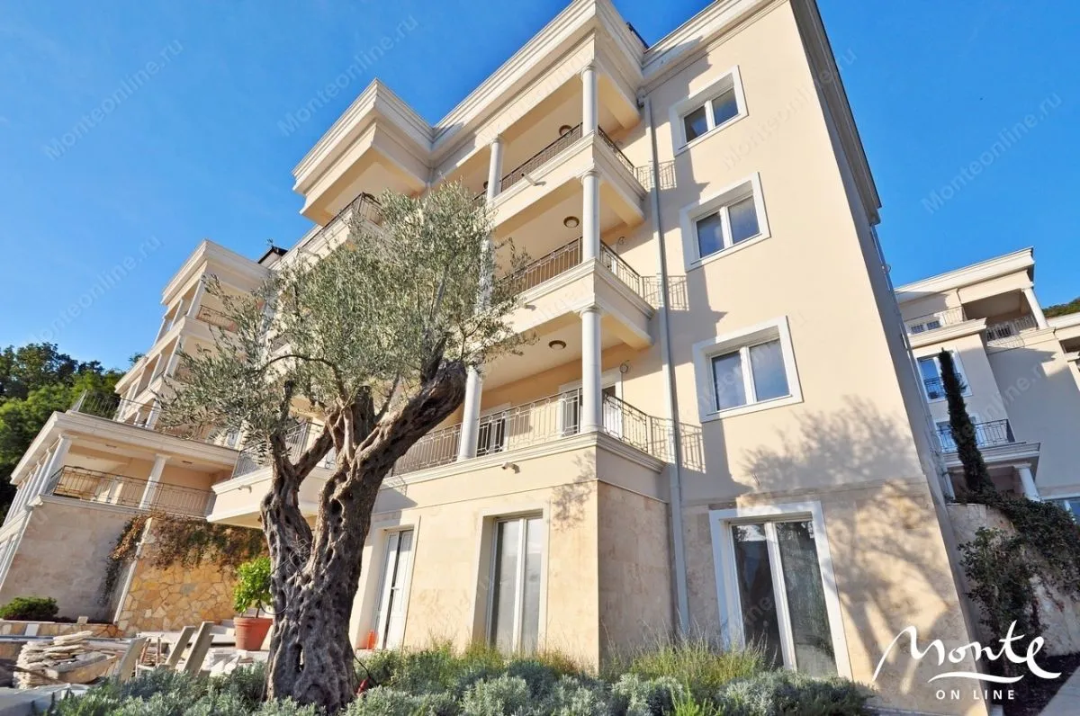 Prodaja, trosoban stan, 133m², Herceg Novi, Crna Gora