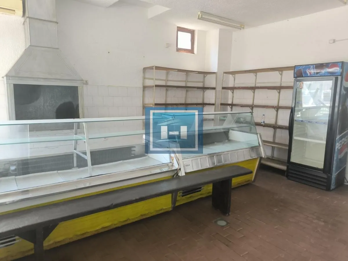 Sale, office space, 90m², Ćuprija, Srbija