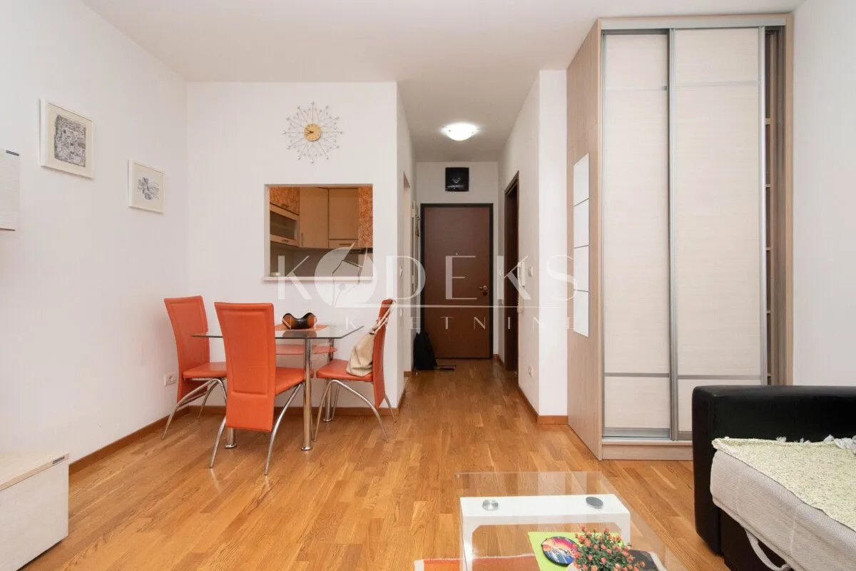 Rent, studio apartment, 33m², City Kvart, Podgorica