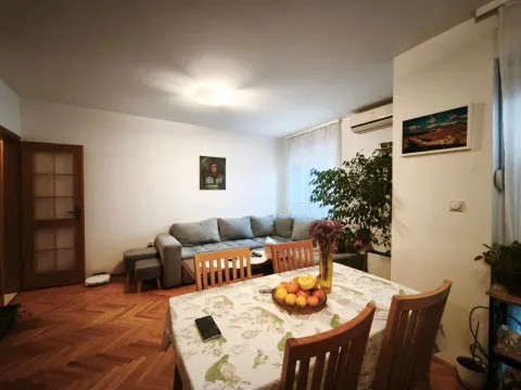 Prodaja, jednosoban stan, 61m², Stari Aerodrom, Podgorica - image 6