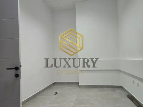Izdavanje, poslovni prostor, 50m², Baston, Podgorica - image 3