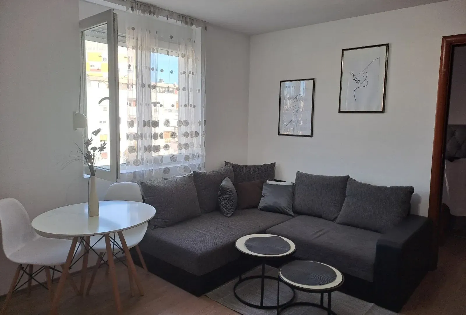Izdavanje, jednosoban stan, 45m², Centar, Podgorica