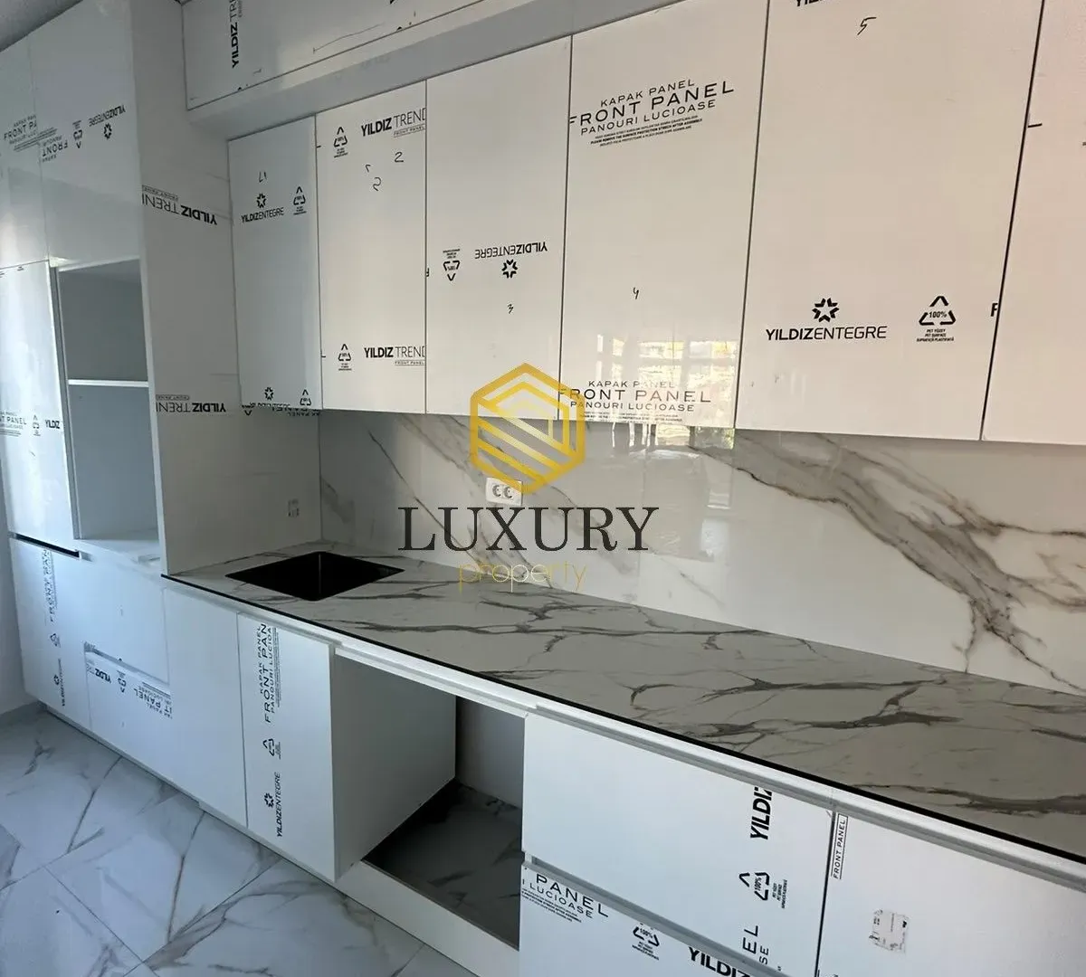 Rent, two bedroom apartment, 56m², Central Point, Podgorica