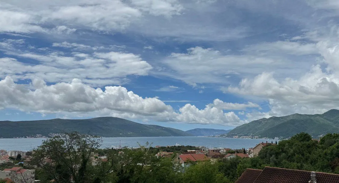 Sale, two bedroom apartment, 72m², Tivat, Crna Gora