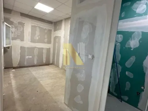 Rent, office space, 230m², Bulevar Evrope, Novi Sad Sve Podlokacije - image 5