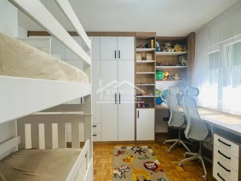 Prodaja, trosoban stan, 70m², Novi Beograd Blok 61, Novi Beograd Sve Podlokacije - image 7