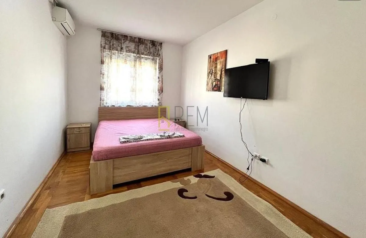 Rent, two bedroom apartment, 78m², Stari Aerodrom, Podgorica