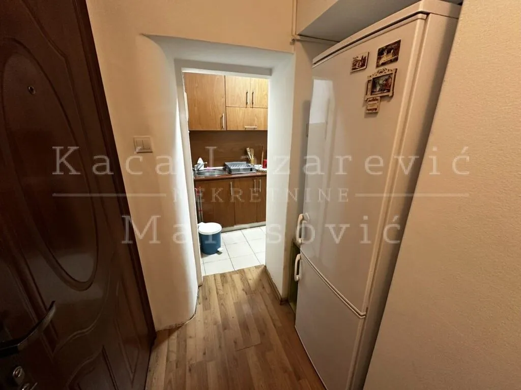 Rent, one bedroom apartment, 33m², Vračar Centar, Vračar Sve Podlokacije