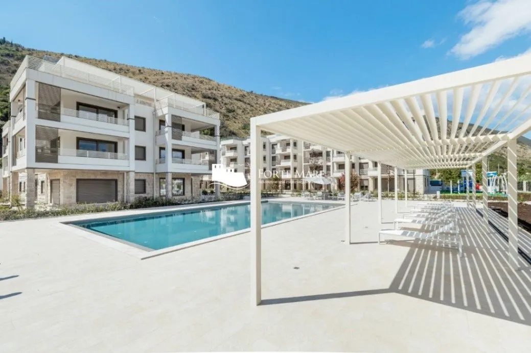 Prodaja, dvosoban stan, 100m², Sutorina, Herceg Novi