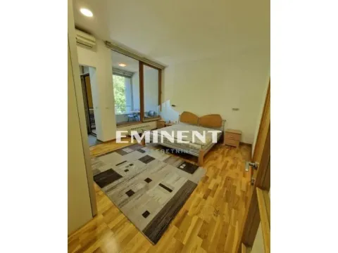 Izdavanje, trosoban stan, 130m², Savski Venac, Beograd - image 5