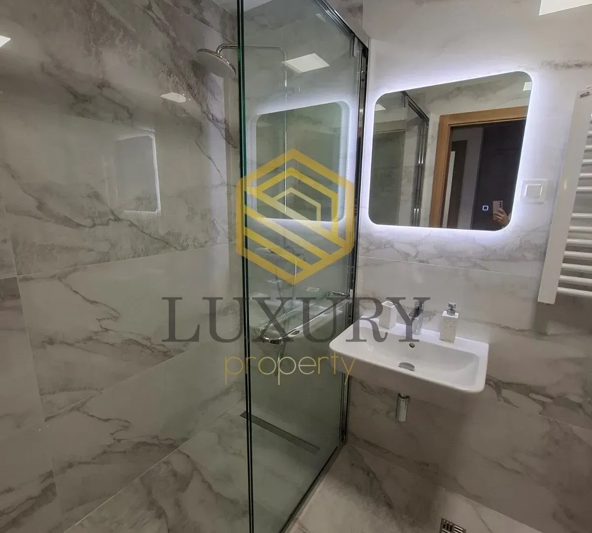 Rent, one bedroom apartment, 45m², City Kvart, Podgorica