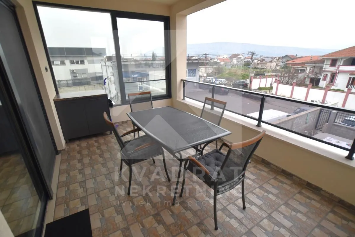 Prodaja, kuća, 270m², Gornja Gorica, Podgorica