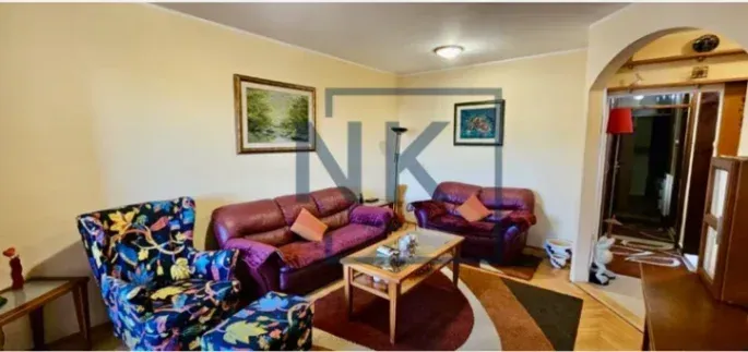 Izdavanje, dvosoban stan, 75m², Malo Brdo, Podgorica