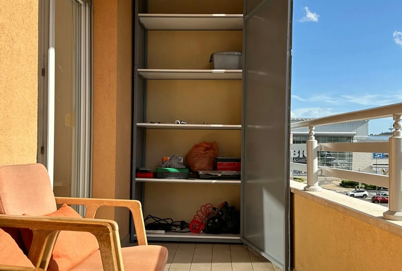 Izdavanje, jednosoban stan, 50m², City Kvart, Podgorica