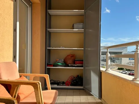 Rent, one bedroom apartment, 50m², City Kvart, Podgorica - image 11