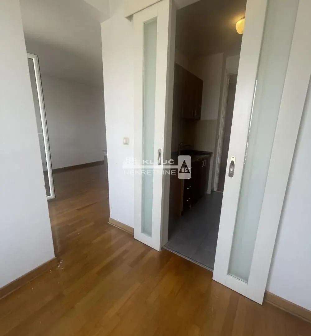 Sale, two bedroom apartment, 52m², Belvil, Beograd