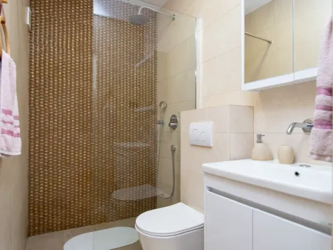 Sale, two bedroom apartment, 110m², Adok, Budva - image 7