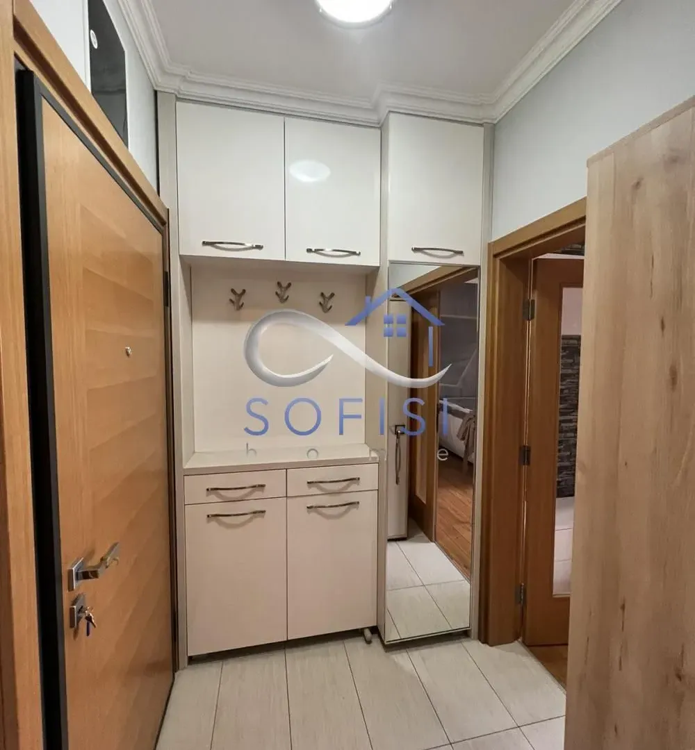 Izdavanje, trosoban stan, 64m², Novi Sad Sve Podlokacije, Novi Sad