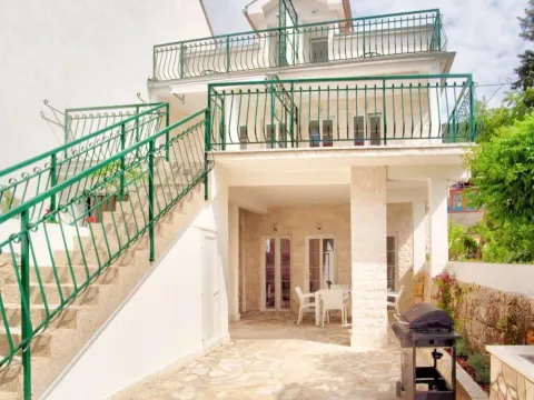 Sale, house, 200m², Herceg Novi, Crna Gora - image 14