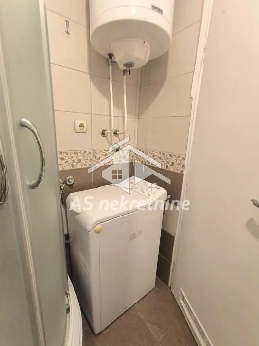 Izdavanje, stan, 45m², Gradska Bolnica, Zvezdara Sve Podlokacije