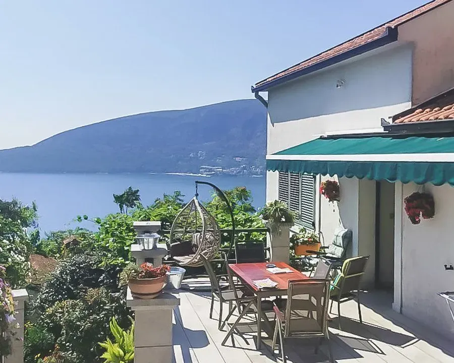 Prodaja, kuća, 296m², Herceg Novi, Crna Gora