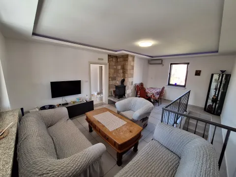 Rent, house, 110m², Stari Aerodrom, Podgorica - image 6