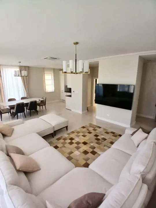 Sale, three bedroom apartment, 198m², Bečići, Budva