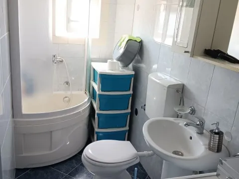 Rent, two bedroom apartment, 80m², Masline, Podgorica - image 6