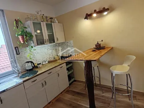 Sale, house, 221m², Ruma, Srbija - image 15