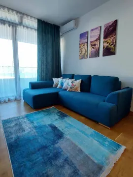 Izdavanje, jednosoban stan, 40m², Centar, Budva - image 10