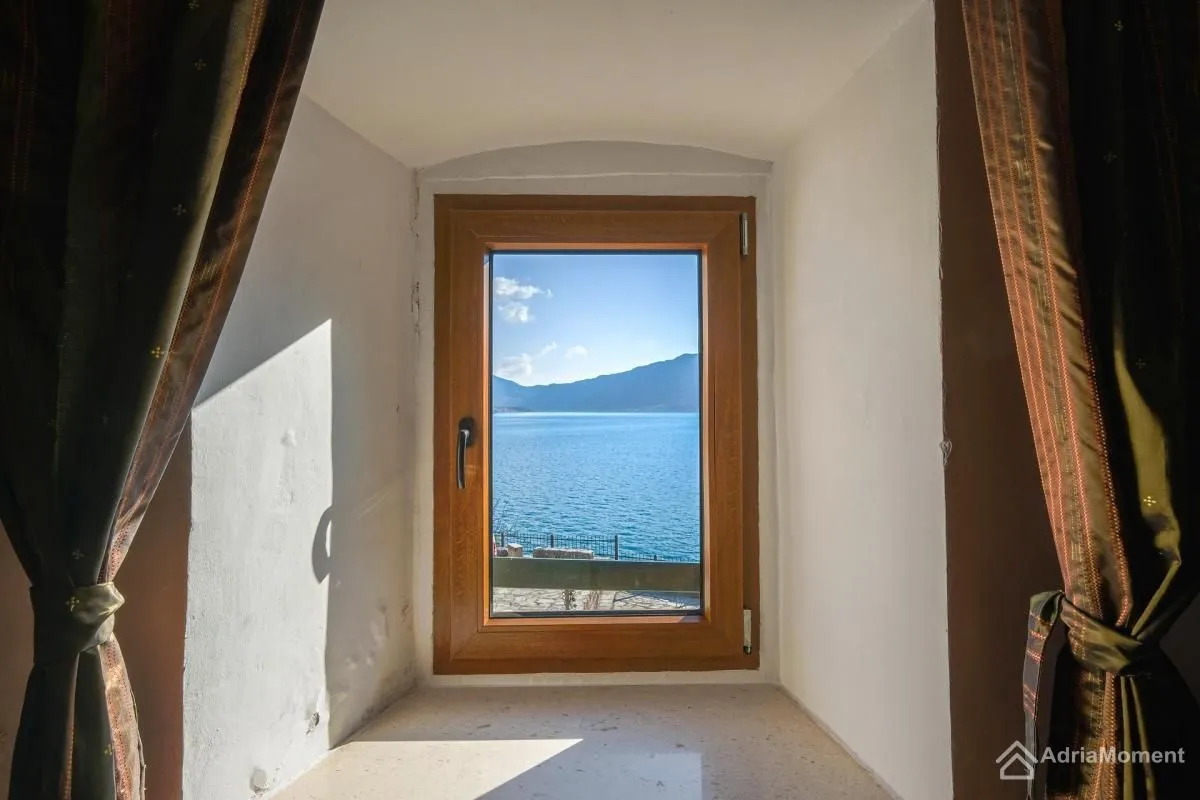 Sale, house, 500m², Orahovac, Kotor