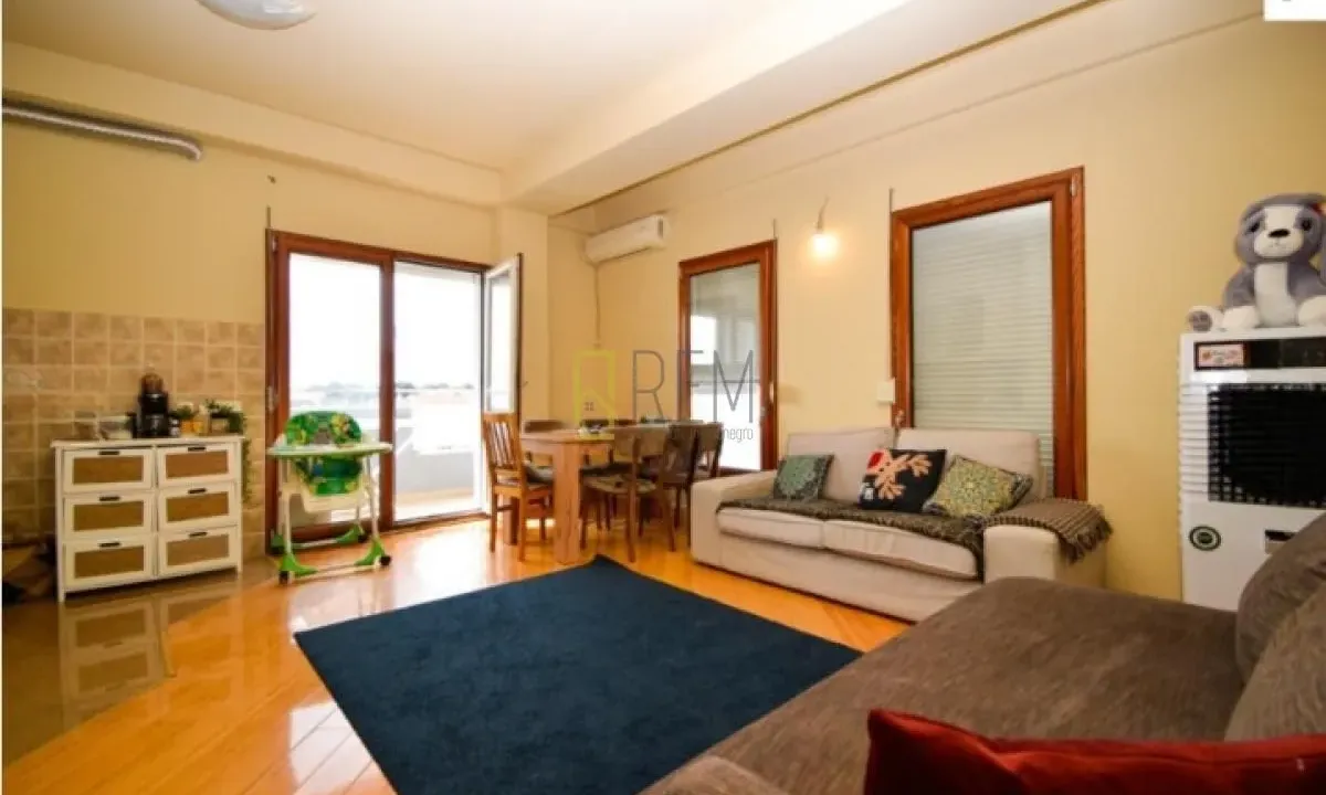 Prodaja, dvosoban stan, 64m², Stari Aerodrom, Podgorica