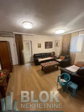 Izdavanje, kuća, 300m², Donja Gorica, Podgorica - image 2