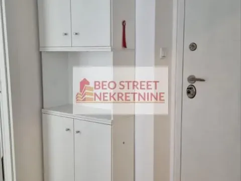 Izdavanje, dvosoban stan, 30m², Tašmajdan, Palilula Sve Podlokacije - image 2