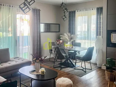 Prodaja, jednosoban stan, 70m², Tivat, Crna Gora - image 5