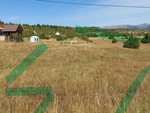 Prodaja, plac, 679m², Žabljak, Crna Gora - image 3