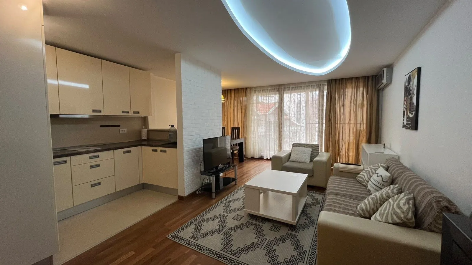 Rent, two bedroom apartment, 76m², Centar, Budva