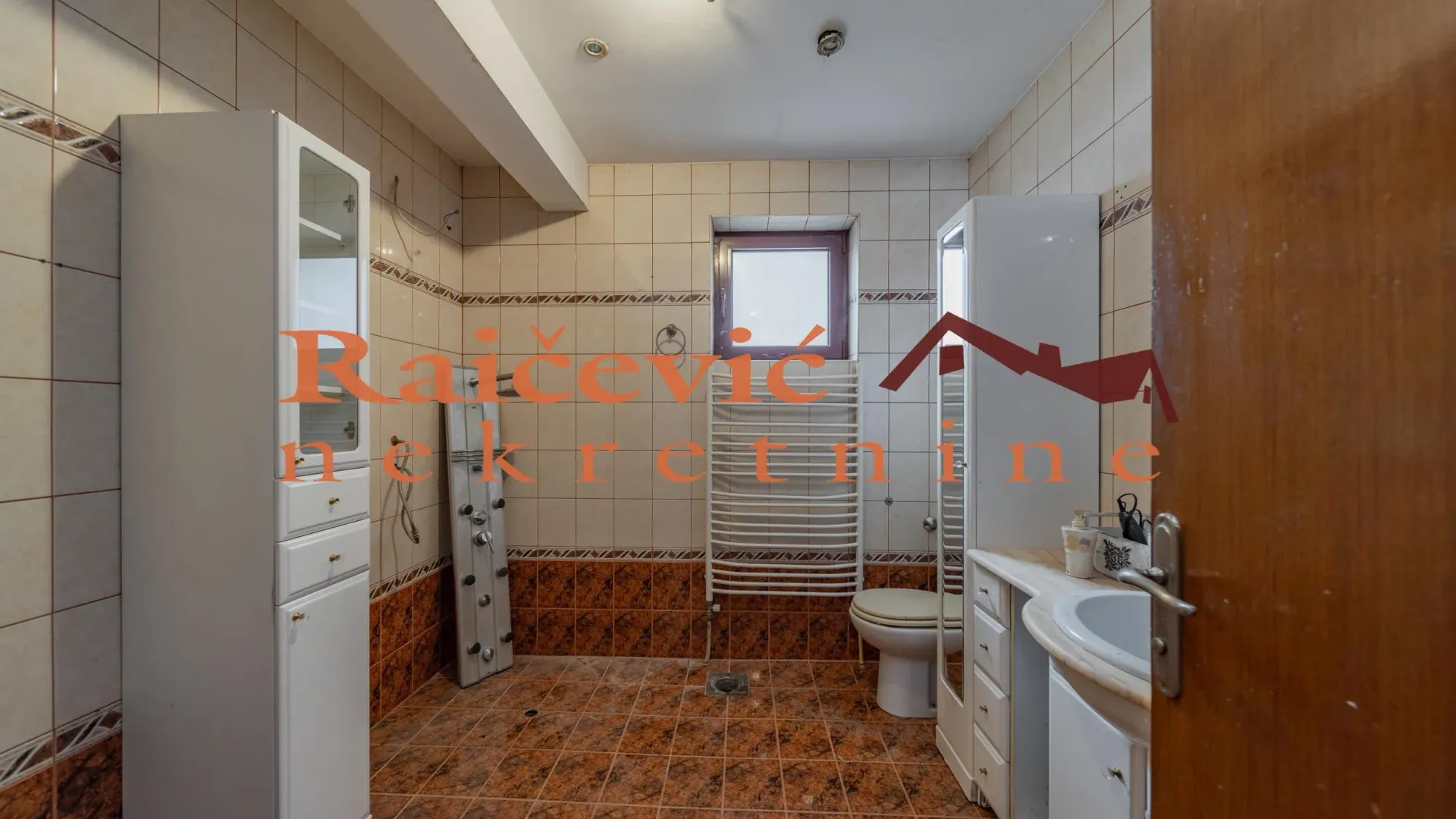 Rent, house, 250m², Zvezdara Sve Podlokacije, Beograd