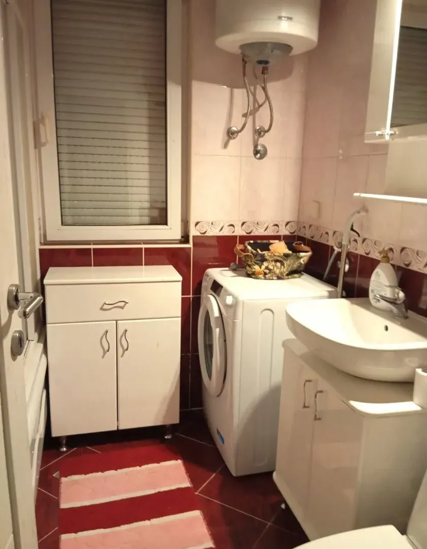Izdavanje, jednosoban stan, 39m², Bjeliši, Bar