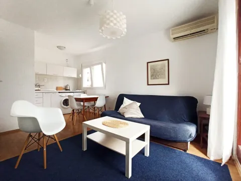 Izdavanje, jednosoban stan, 65m², Lazi, Budva - image 6