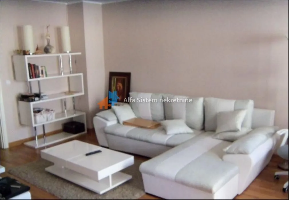 Rent, four bedroom apartment, 105m², Novi Beograd Blok 67, Novi Beograd Sve Podlokacije
