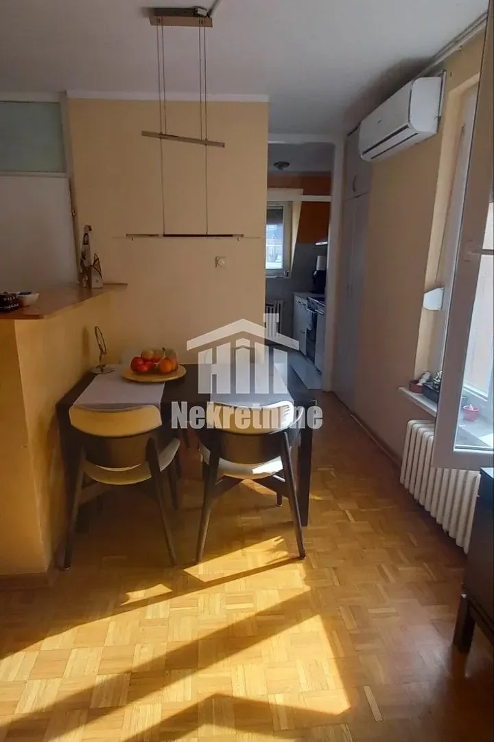 Sale, four bedroom apartment, 102m², Retenzija, Beograd