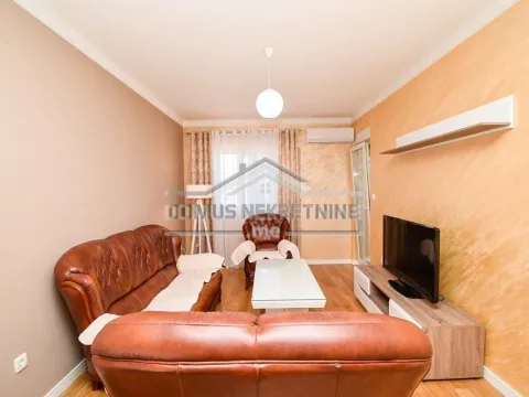 Izdavanje, jednosoban stan, 49m², Central Point, Podgorica - image 2