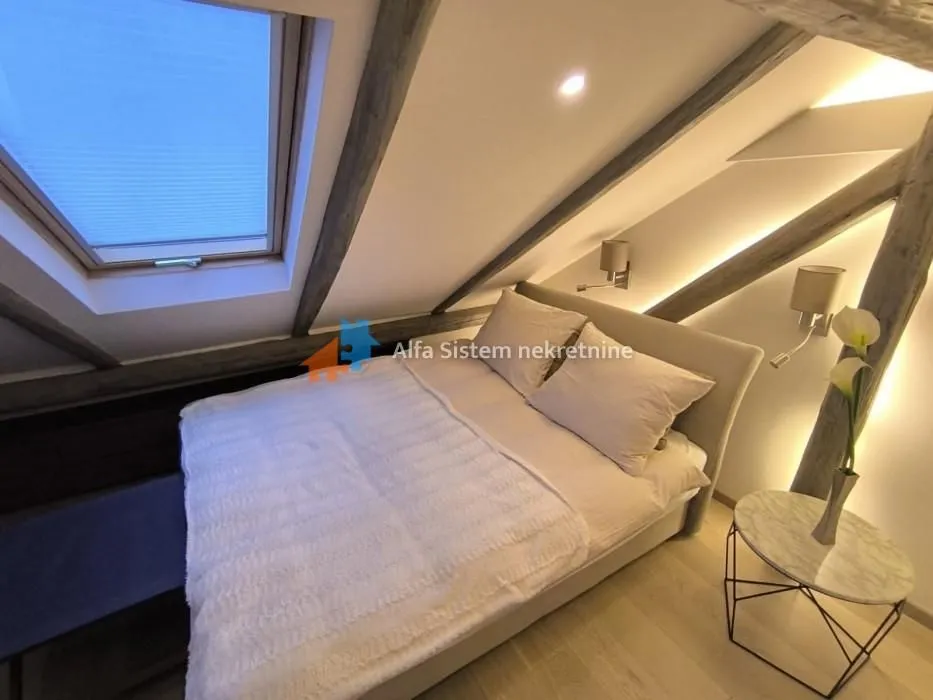 Izdavanje, četvorosoban stan, 108m², Stari Grad, Beograd